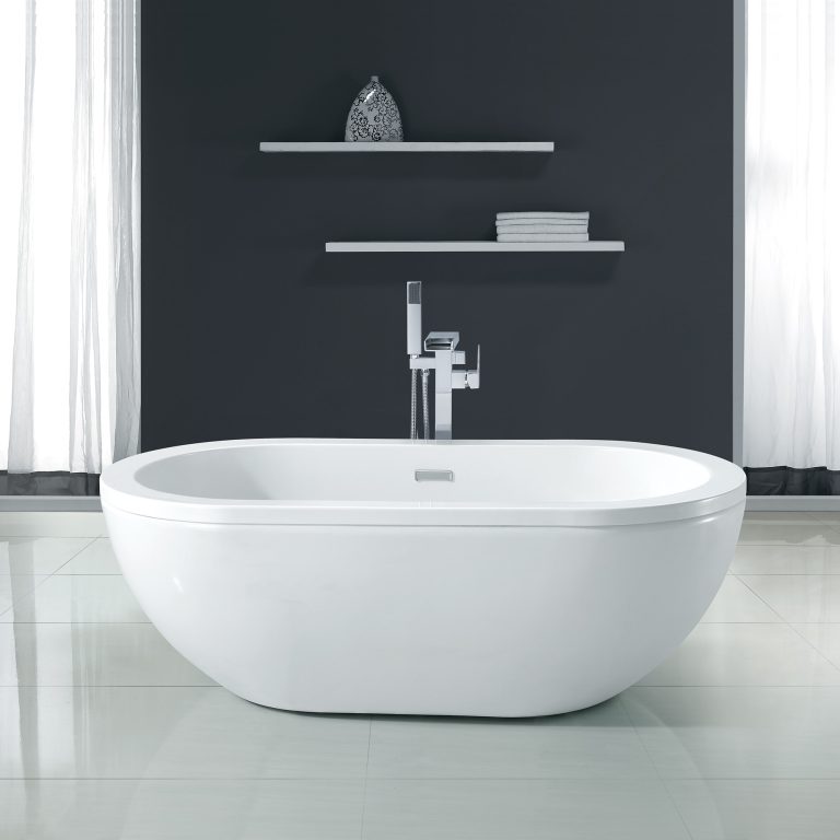 allen + roth Noah 63-in gloss white acrylic oval freestanding soaking tub with center drain